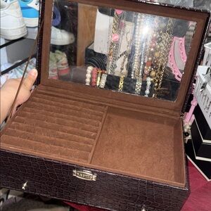 Y2k Prestige Brown Croc Embossed Jewelry Box